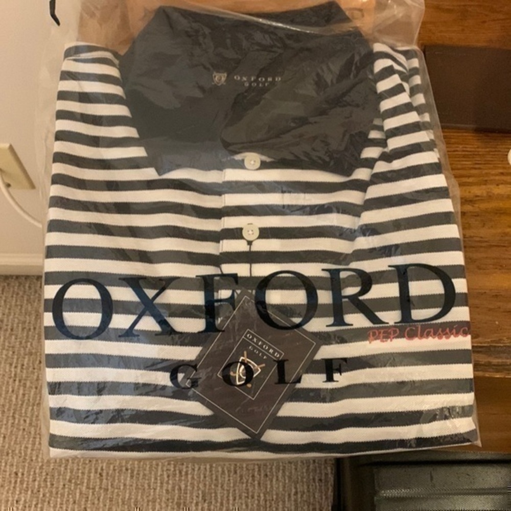 Golf shirt size L